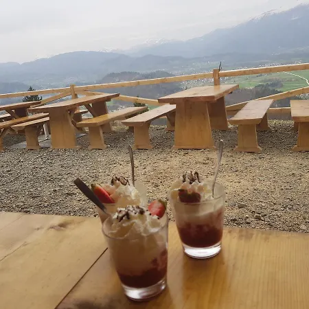 Koca Na Talezu Ribno