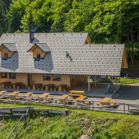 Koca Na Talezu Bed & Breakfast Ribno