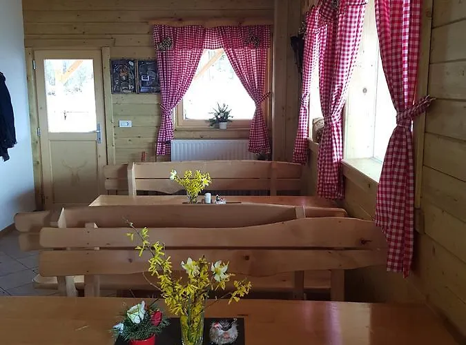 Koca Na Talezu فندق مبيت وإفطار *