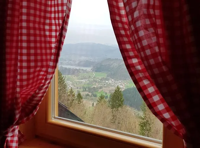 Koca Na Talezu فندق مبيت وإفطار *